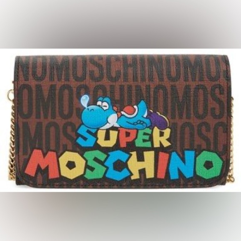 Moschino: Super Mario Bros Yoshi Wallet Chain Crossbody Bag - Picture 16 of 16